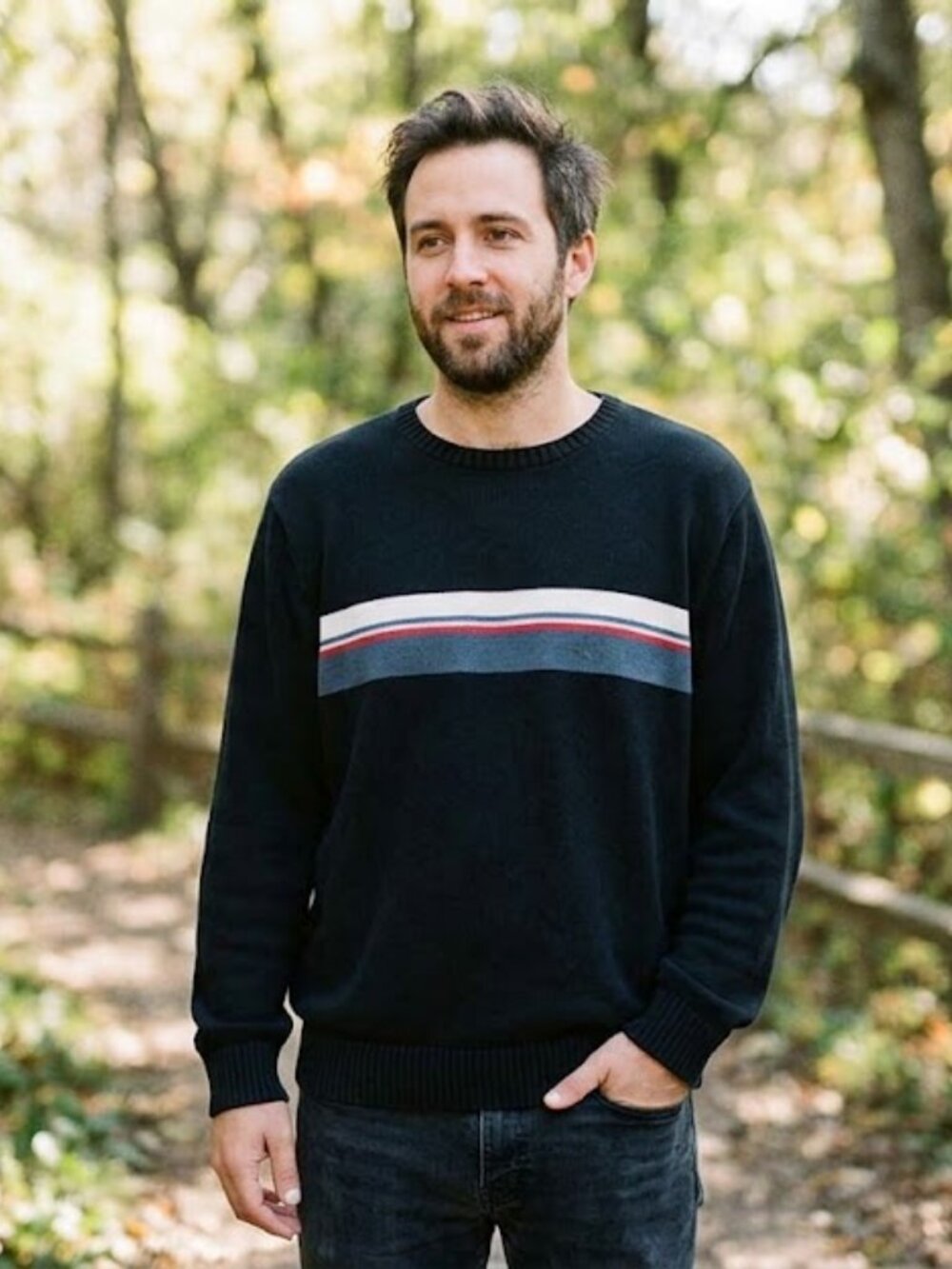 Eddie Bauer Vintage Black Cotton Crewneck Sweater Stripe Chest Accent XL